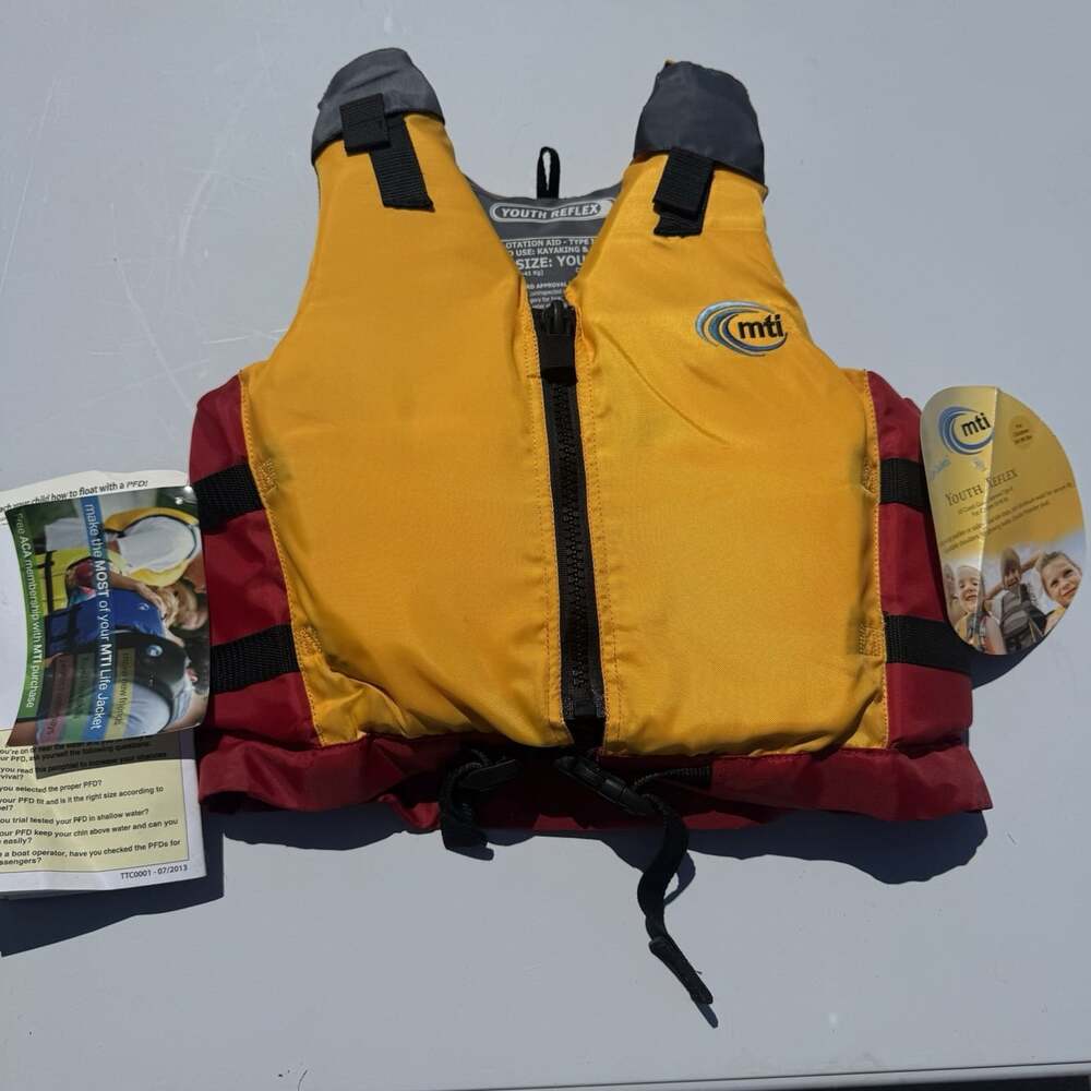 MTI Brand Livery Type III PFD Life Jacket For Youth 50-90lbs. NEW w/tags